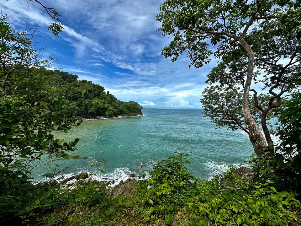 Free Coastal Hike in Manuel Antonio, Costa Rica